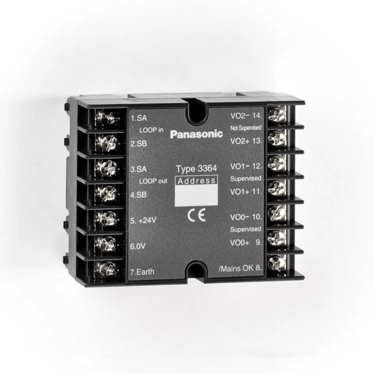 Panasonic 3364 I/O yksikkö 24 V valvotuilla ulostuloilla